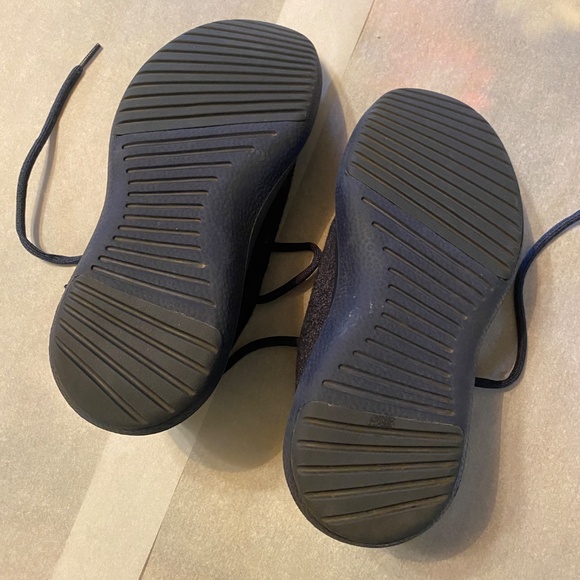 Allbirds Women's Wool Runner Mizzles Savanna Night (Navy Sole) - Picture 5 of 8